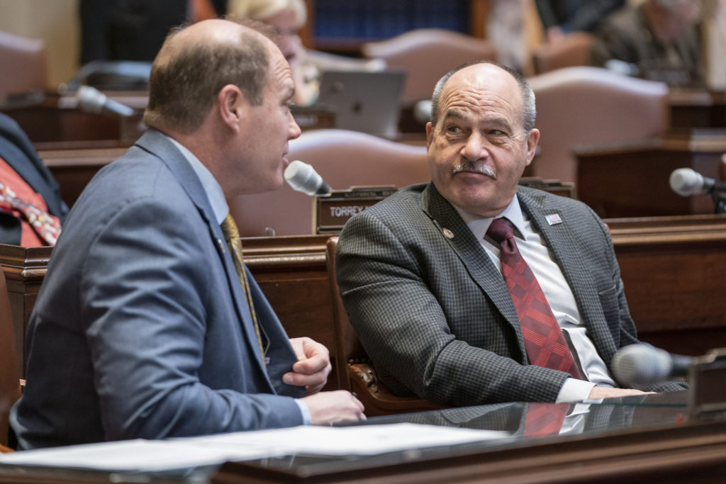 Senator Howe Sworn In for 2023 Legislative Session Minnesota Senate